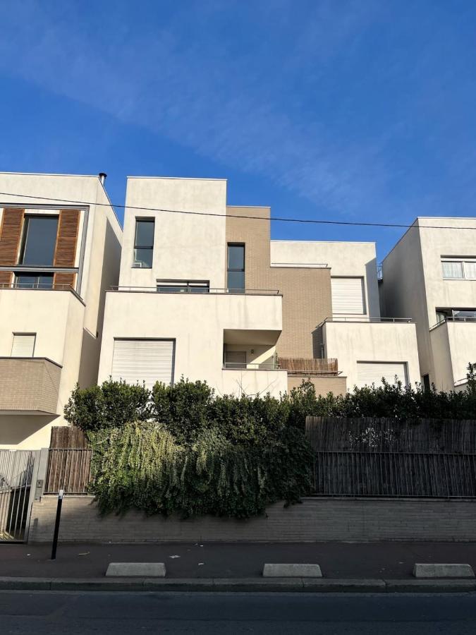 Modern And Bright Apartment Near Paris La Courneuve Luaran gambar